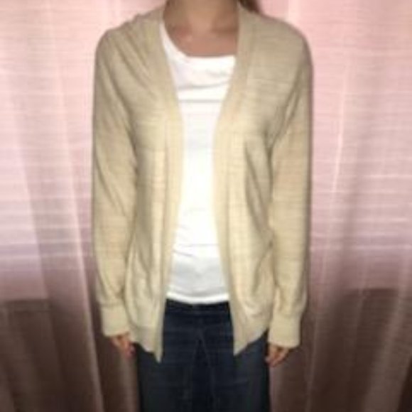 Tan Cardigan - Picture 3 of 4